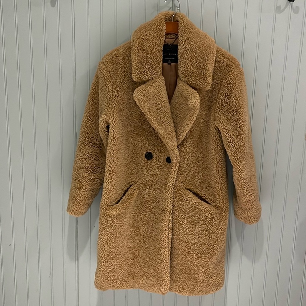 Stunning, cozy, Lucky Brand teddy coat